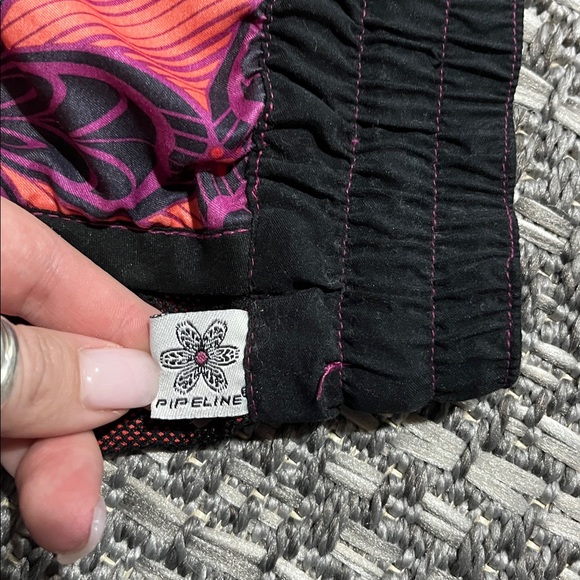 Pipeline | Floral Swim Shorts - Picture 3 of 9